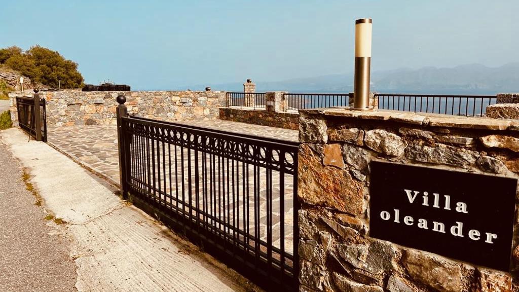 Villa Oleander 엘운다 외부 사진